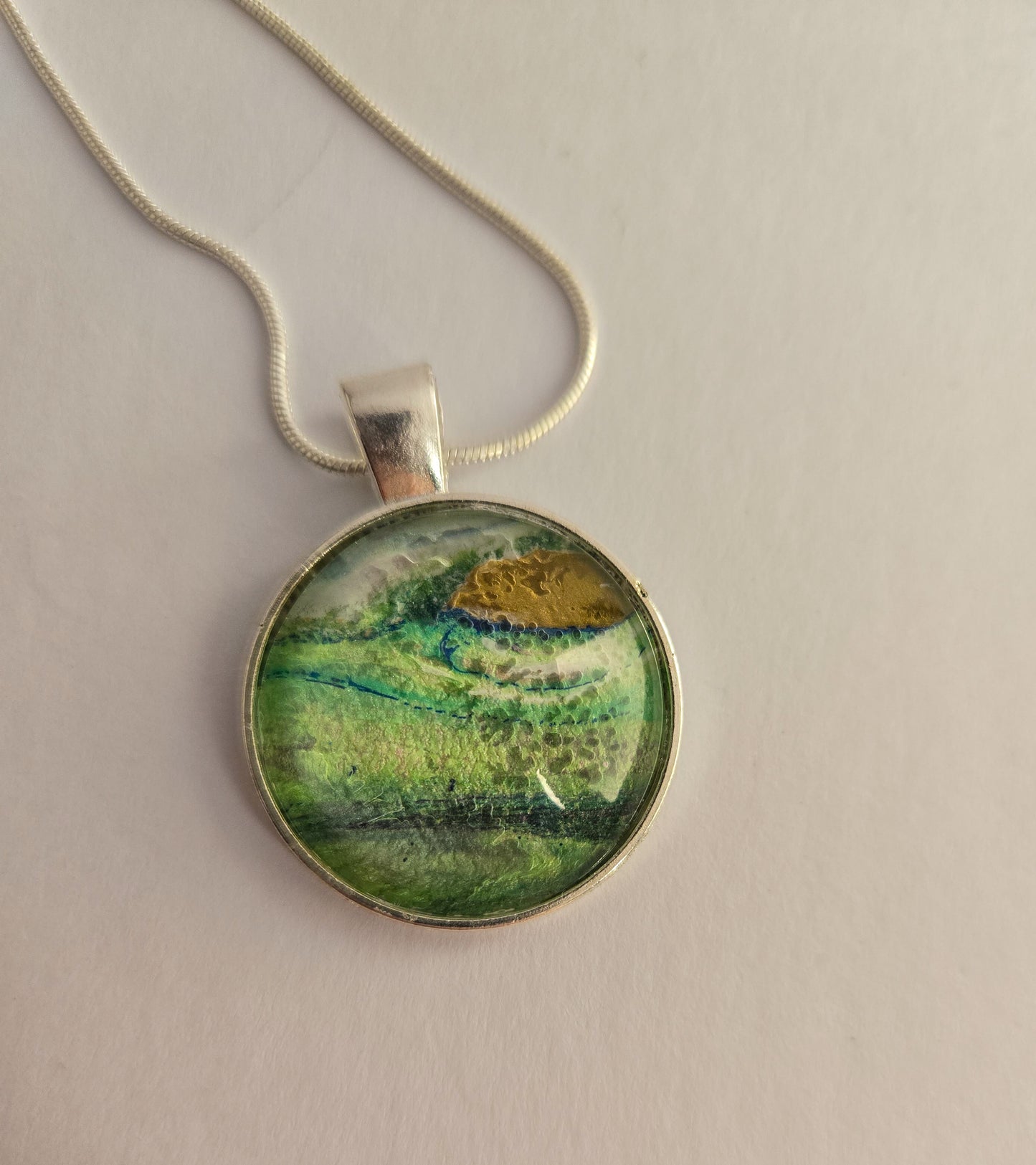 18 inch silver plated acrylic pour necklaces - Green