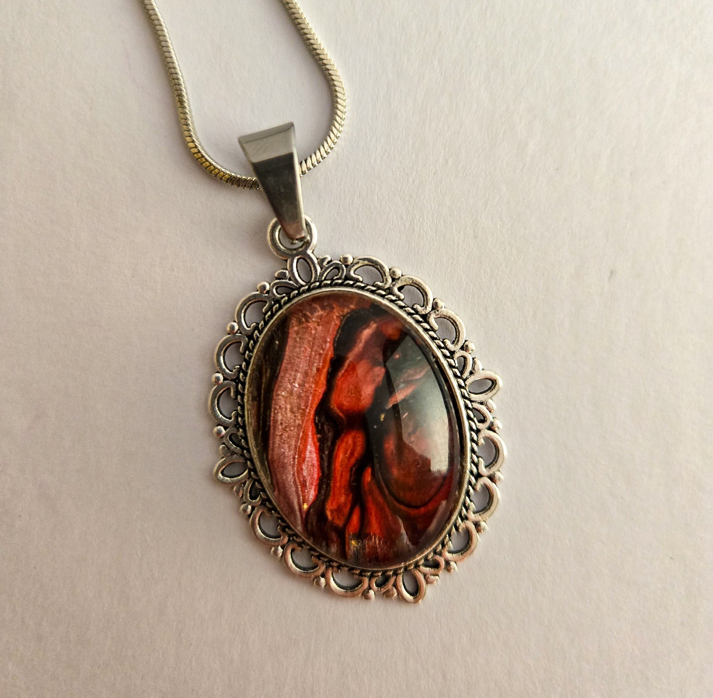 18 inch silver plated acrylic pour necklaces - red